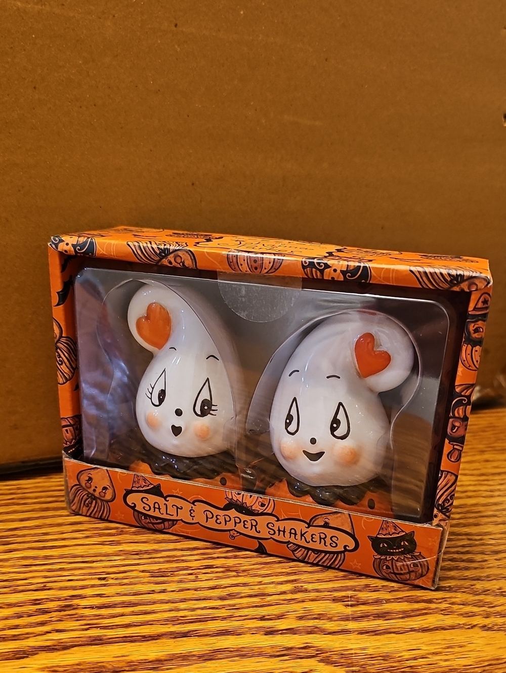 Johanna Parker ghost salt & pepper shakers